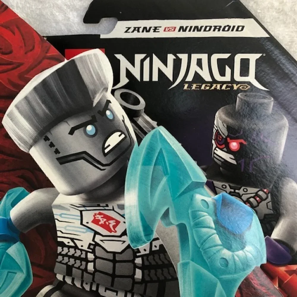 LEGO NINJAGO Epic Battle Set Zane vs. Nindroid Set